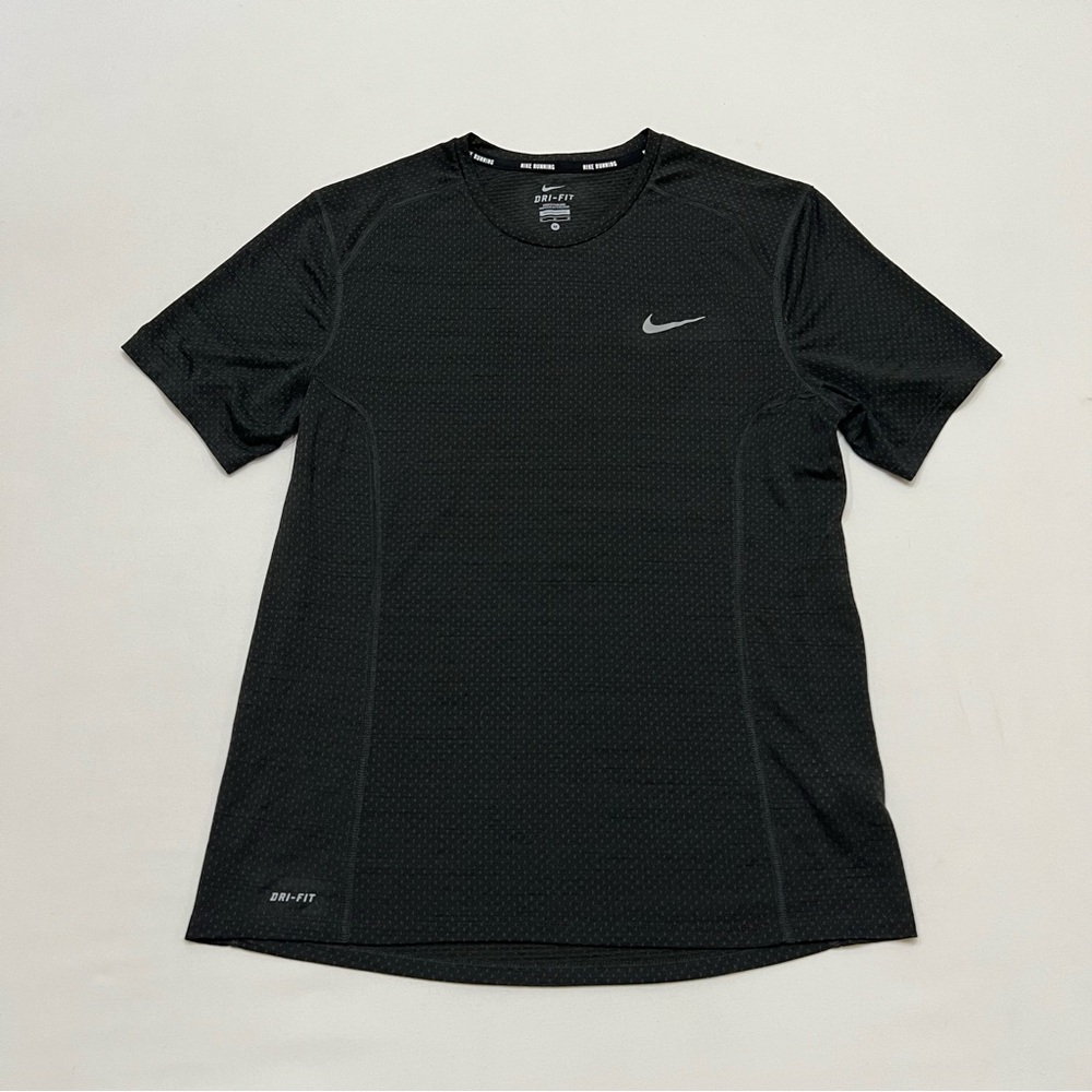 Nike Running Men's Short Sleeve Dri-Fit Workout Compression Tee Size Medium